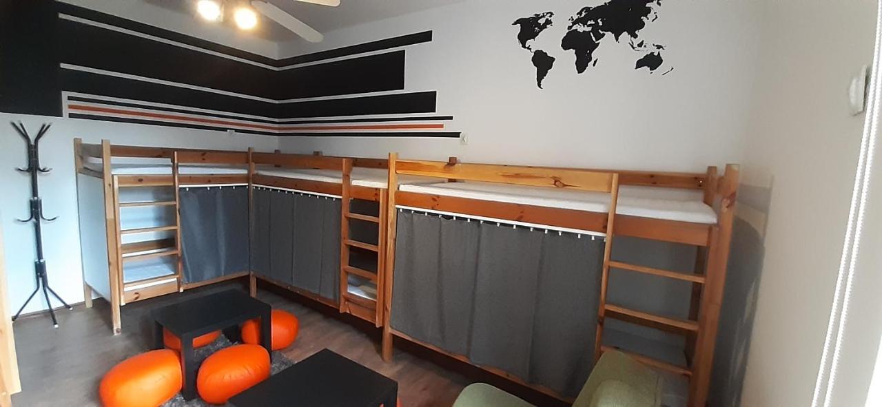 Krakow Chilli Hostel Exterior photo
